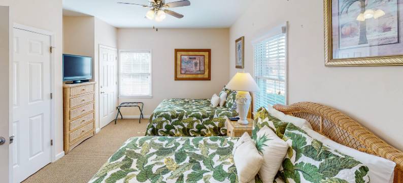 Away on Avian - Unit #3406A图片