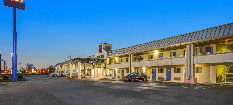 俄亥俄北里奇维尔6号汽车旅馆 - 克利夫兰国际机场 - 北里奇维尔(Motel 6 North Ridgeville, Oh - Cleveland Intl Airport - N Ridgeville)图片