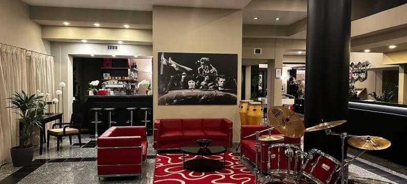 科马图尔酒店(Hotel Comtur)图片