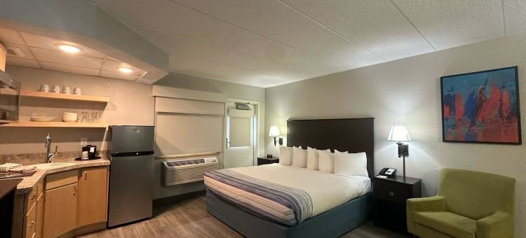 梅诺米尼温德姆美吟温德姆酒店(AmericInn by Wyndham Menominee)图片