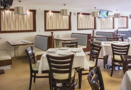 Hotel CastropolHotel Overview