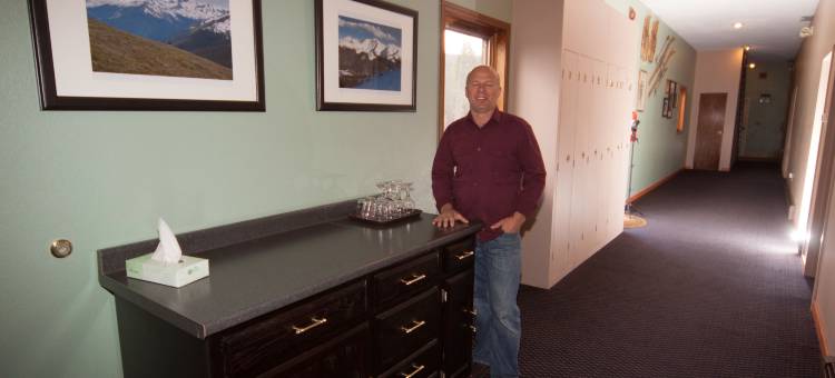 山谷高地汽车旅馆 - 靠近冬季公园游客中心(Valley Hi Hotel)图片