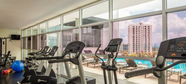 坎昆拉斯美洲假日酒店(Fiesta Inn Cancun Las Americas)图片