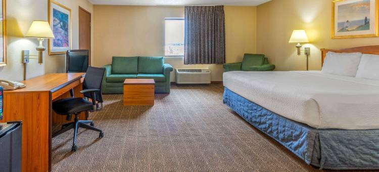 拉斯克鲁塞斯奥甘山拉昆塔温德姆套房酒店(La Quinta Inn & Suites by Wyndham Las Cruces Organ Mountain)图片