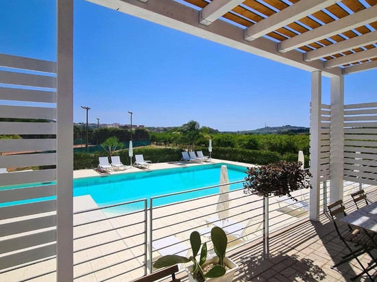 朗多尼拉别墅家庭旅馆