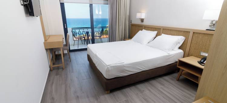 优雅海滩酒店(Elegant Beach Hotel)图片