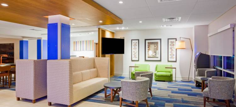 智选假日套房酒店德梅因西南(Holiday Inn Express & Suites des Moines Downtown)图片