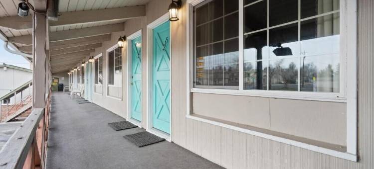 银马刺汽车旅馆(SILVER SPUR MOTEL)图片