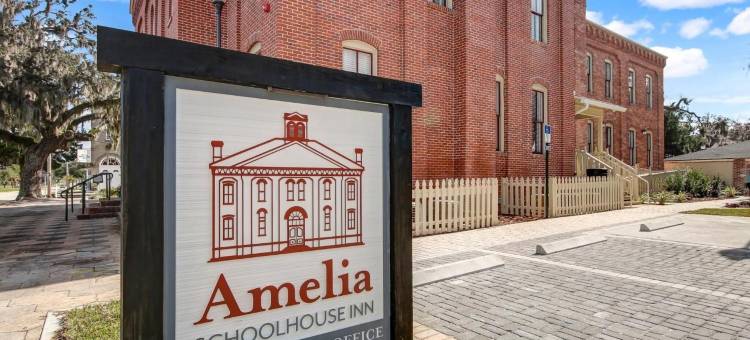 斯库尔豪斯阿米莉亚旅馆(Amelia Schoolhouse Inn)图片