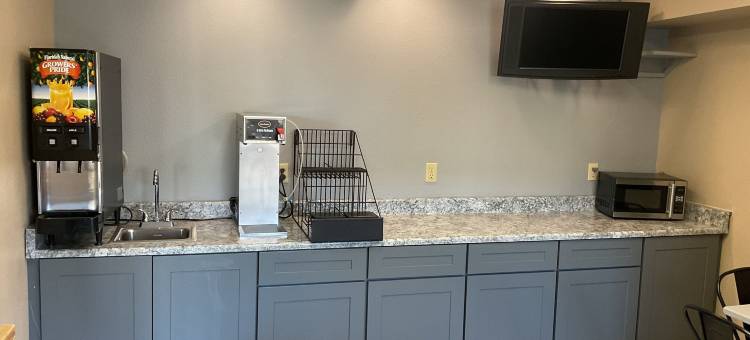 科罗拉多斯普林斯机场速8酒店(Super 8 by Wyndham Colorado Springs Airport)图片