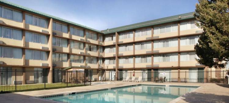 丹佛广场酒店(Plaza Hotel Denver Central)图片