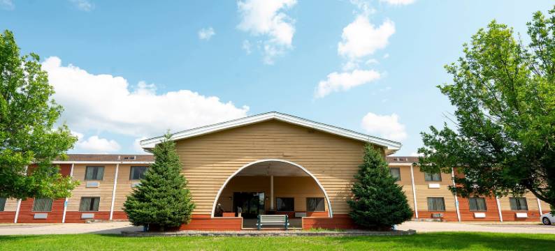 OYO 雷德伍德福尔斯酒店 - 近杰克波特娱乐场(OYO Hotel Redwood Falls Near Jackpot Casino)图片