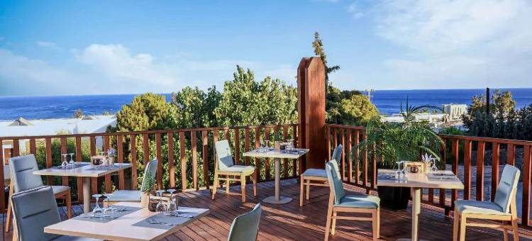 “基奥塔里米拉鲁纳海滩度假村”(Kiotari Miraluna Resort)图片