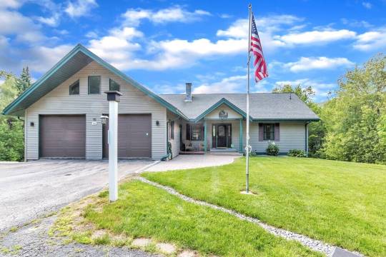 River Valley Sunset Retreat - Peaceful Getaway Near Sunday River & Bethel/Newry