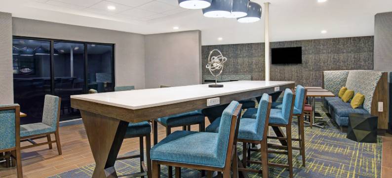 韦斯特菲尔德欢朋酒店(Hampton Inn Westfield)图片