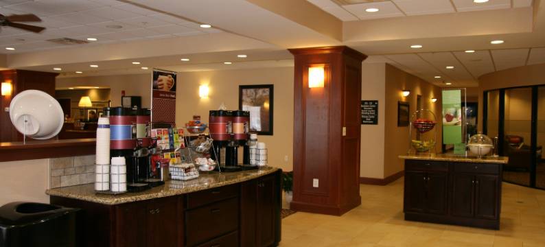 希尔顿欢朋酒店-沃特敦(Hampton Inn Watertown)图片