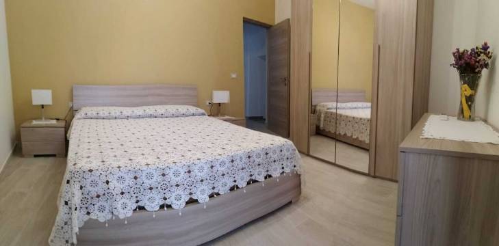 Two-roomed house "In centro" + services in the baroque heart of the city