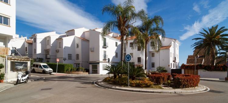 Apartment in Nerja near Carabeillo Beach图片