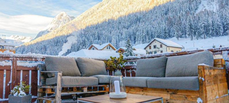 Relaxing Poolside Alpine Apt图片