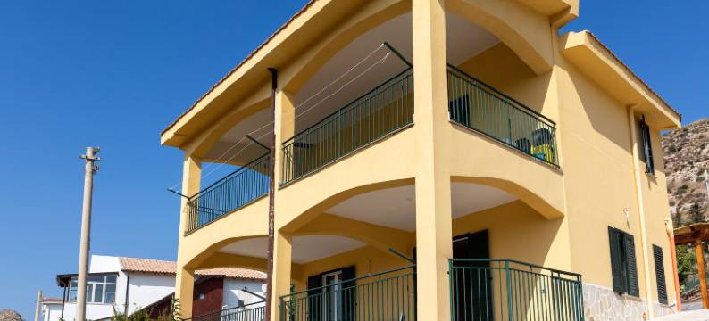 Family-Friendly Sicily Stay图片