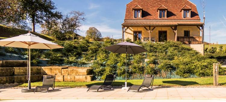 Poolside Luxury Villa in Montignac图片