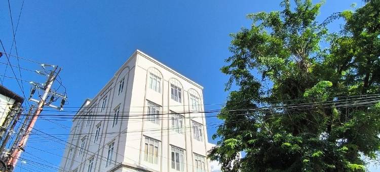 万鸦老莫托莫旅馆(Mottomo Inn Manado)图片