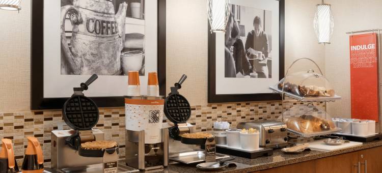 希尔顿欢朋酒店-西德梅茵(Hampton Inn by Hilton West des Moines Lake Drive)图片