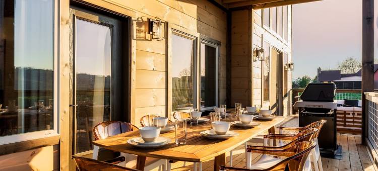 豪华四卧室小木屋(The Luxe 4 Bedroom Cabin)图片