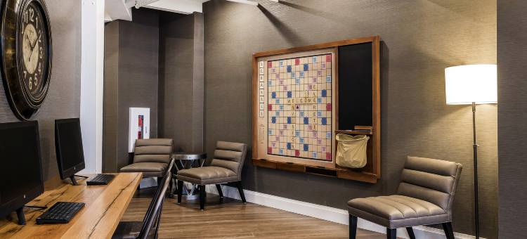 波士顿埃弗里特展望酒店(EnVision Hotel Boston-Everett)图片