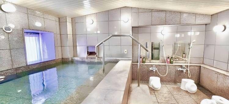 冈山站前环球酒店(Okayama Ekimae Universal Hotel)图片