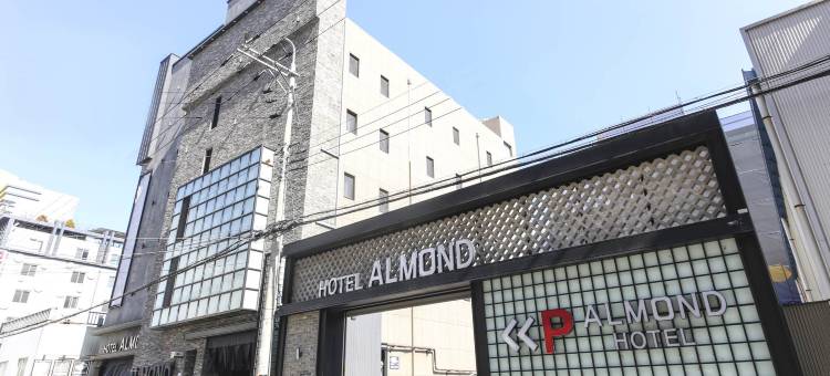 昌原马山杏仁酒店(Masan Almond Hotel)图片