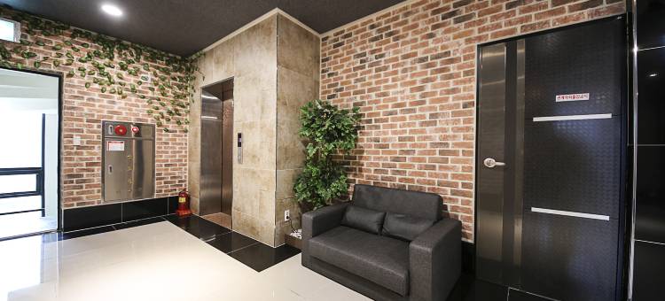 金海金根酒店(GoldenRoot Hotel in Gimhae)图片