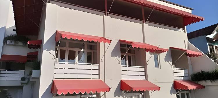 Capital O 3359 Pondok Wisata Jaden Trawas Mojokerto图片