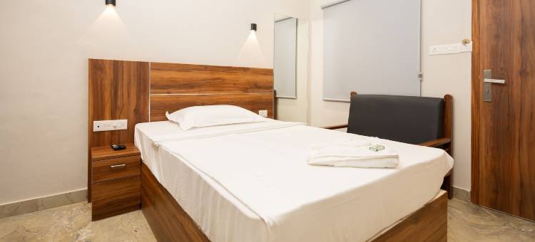 卡纳克雷西登斯塔拉萨里(Kanak Residency Thalassary)图片