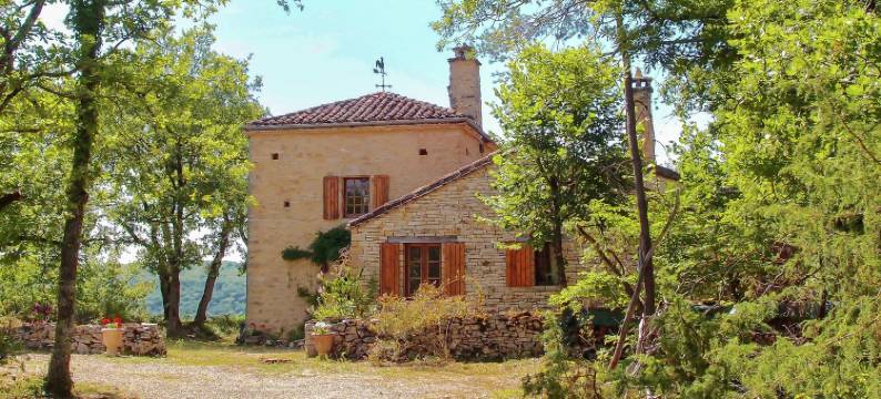 Hilltop Home with Valley View图片