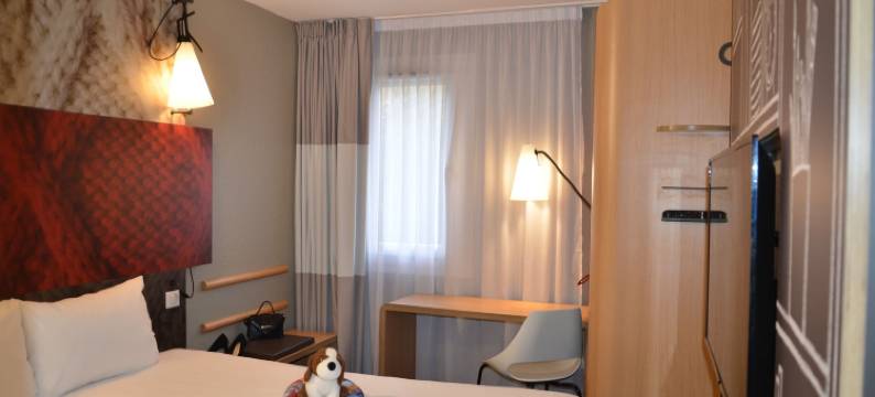 宜必思默伦酒店(Ibis Melun)图片