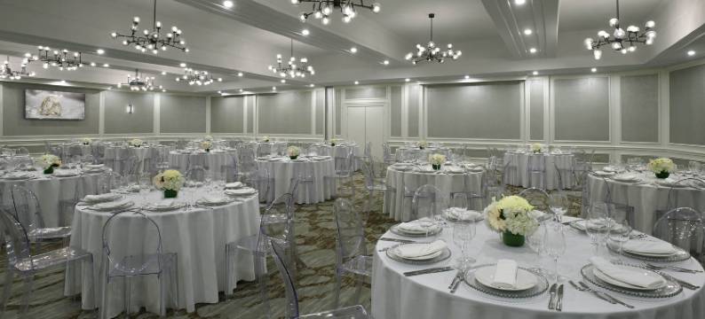 诺富特多伦多中心酒店(The Novotel Toronto Centre)图片