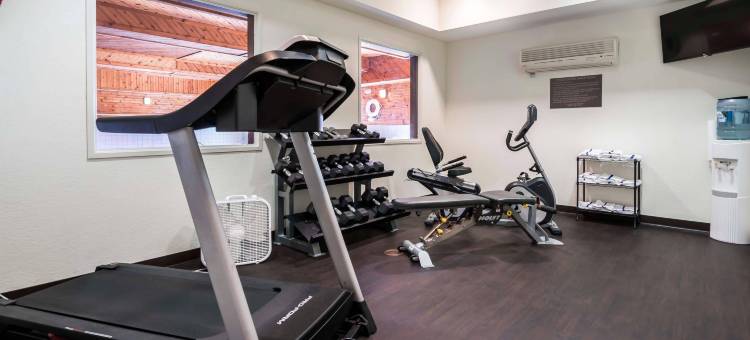 瓦拉瓦拉舒适套房酒店(Comfort Inn & Suites)图片