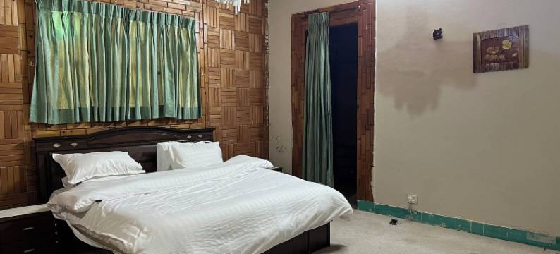 雪松与苏顿(Cedar & Sutoon)图片