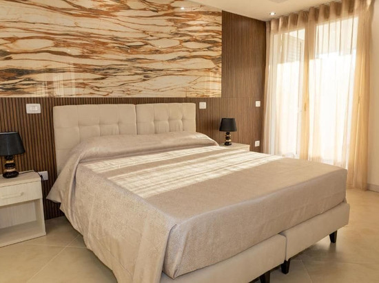 Global Hotel