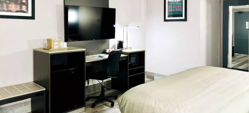 雷纳姆汤顿凯艺酒店(Quality Inn Raynham - Taunton)图片