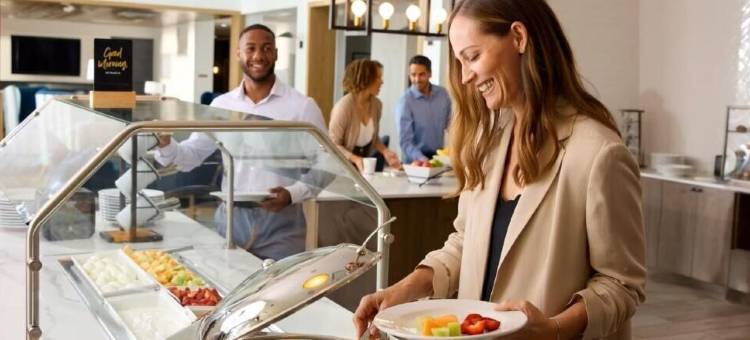 Staybridge Suites奥兰多环球大道Ihg(Staybridge Suites ORLANDO UNIVERSAL BLVD by IHG)图片