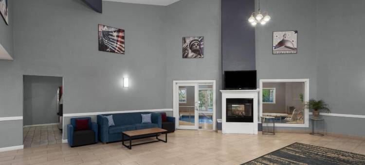 莱克米尔斯AmericInn酒店(AmericInn by Wyndham Lake Mills)图片