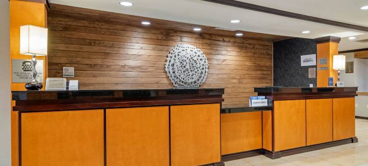 科默斯万枫套房酒店(Fairfield Inn & Suites Commerce)图片