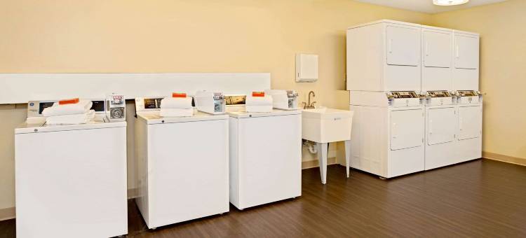 辛辛那提蓝灰镇美茵斯坦套房酒店(MainStay Suites Cincinnati Blue Ash)图片