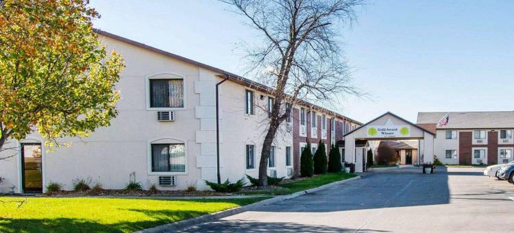 奥图姆瓦北品质酒店及套房(Quality Inn & Suites Ottumwa North)图片