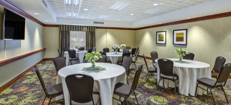 智选假日套房酒店韦恩堡 by IHG(Holiday Inn Express & Suites Fort Wayne)图片