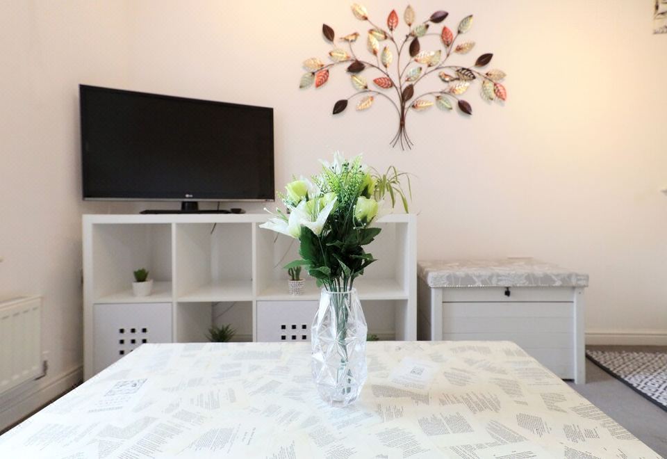 Branford Rest Hotel Overview