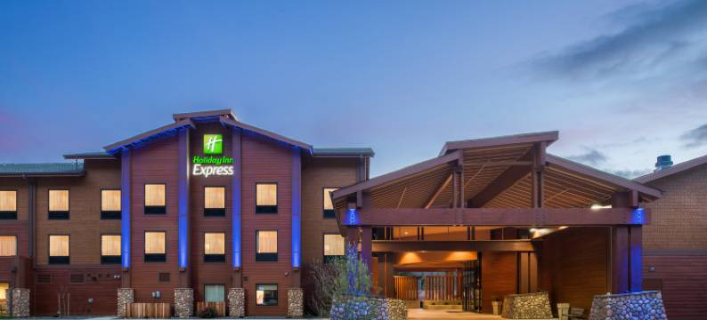 克拉马斯红木国家公园地区智选假日酒店(Holiday Inn Express KLAMATH - REDWOOD NTL PK AREA by IHG)图片