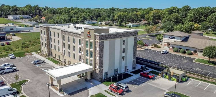 舒适套房酒店(Comfort Suites Grandview - Kansas City)图片